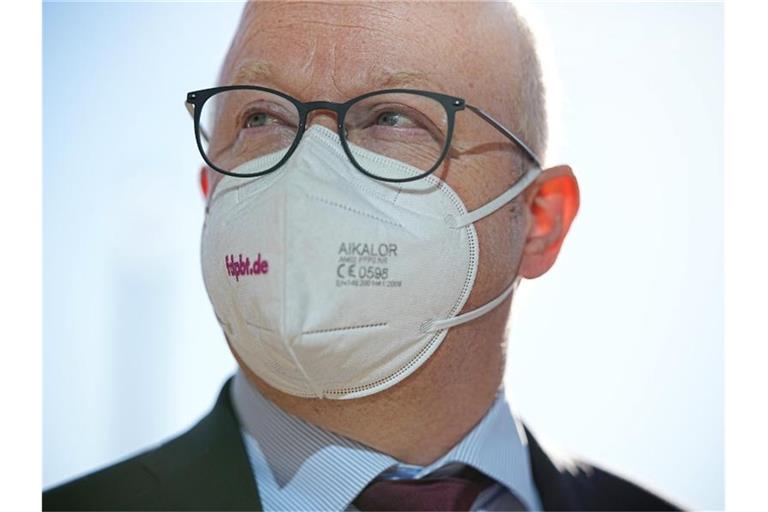 Michael Theurer, stellvertretender FDP-Fraktionsvorsitzender, mit Maske. Foto: Michael Kappeler/dpa/Archivbild