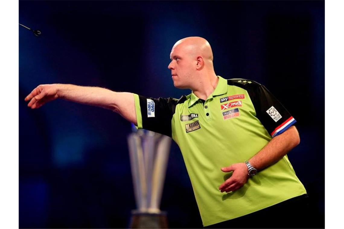 Wright erobert erstmals Darts-Krone - Sieg über van Gerwen Michael van Gerwen hatte zuvor noch nie ein Major-Finale gegen Wright verloren. Foto: Steven Paston/PA Wire/dpa