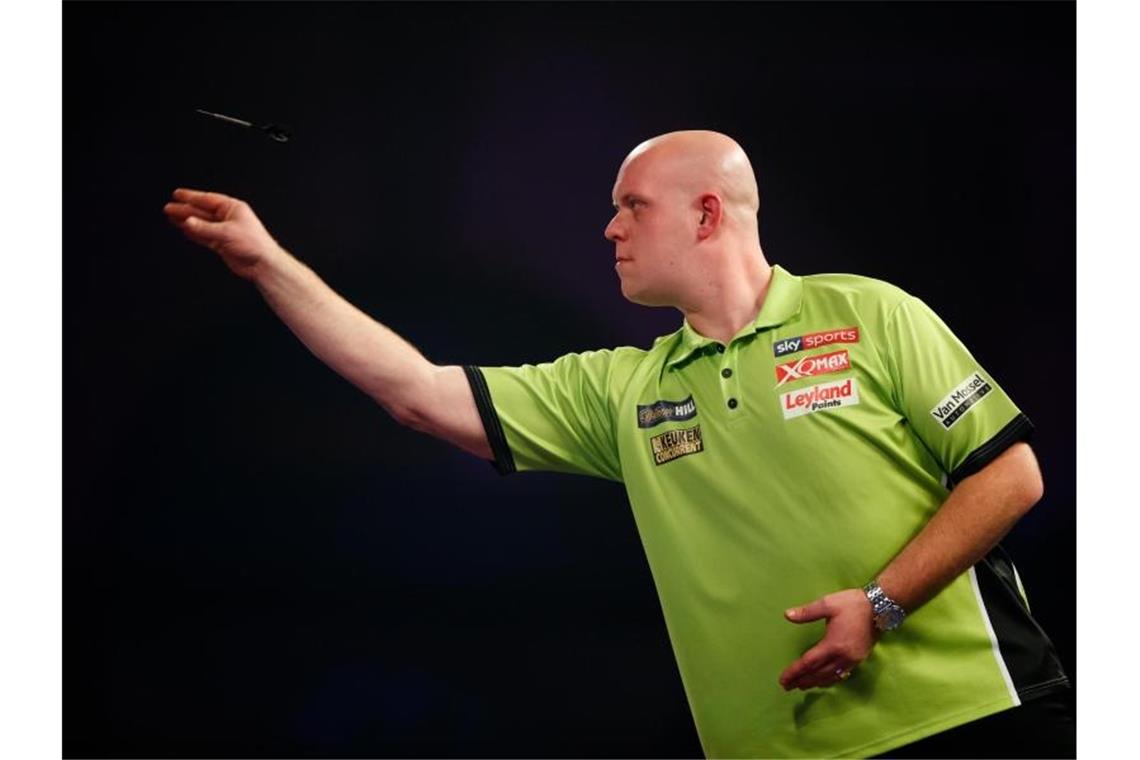 Top-Duo bei Darts-EM schon ausgeschieden Michael van Gerwen schied bei der EM schon aus. Foto: John Walton/PA Wire/dpa
