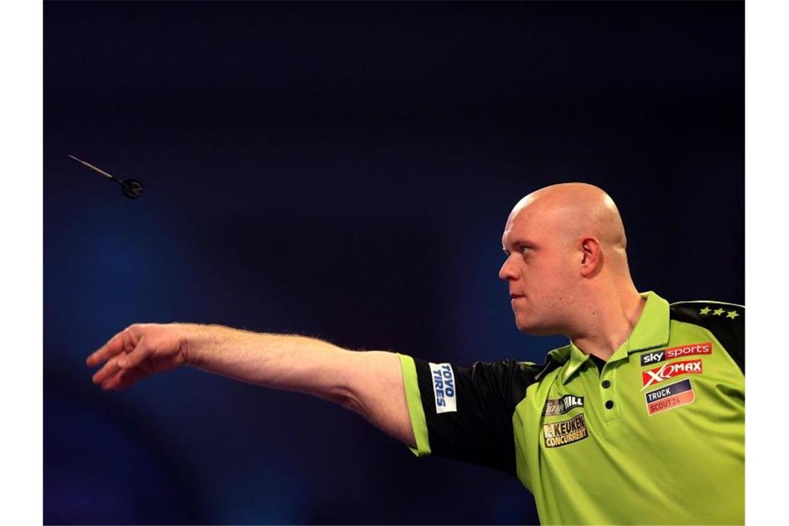 Michael van Gerwen trifft im Halbfinale auf Nathan Aspinall. Foto: Steven Paston/PA Wire/dpa