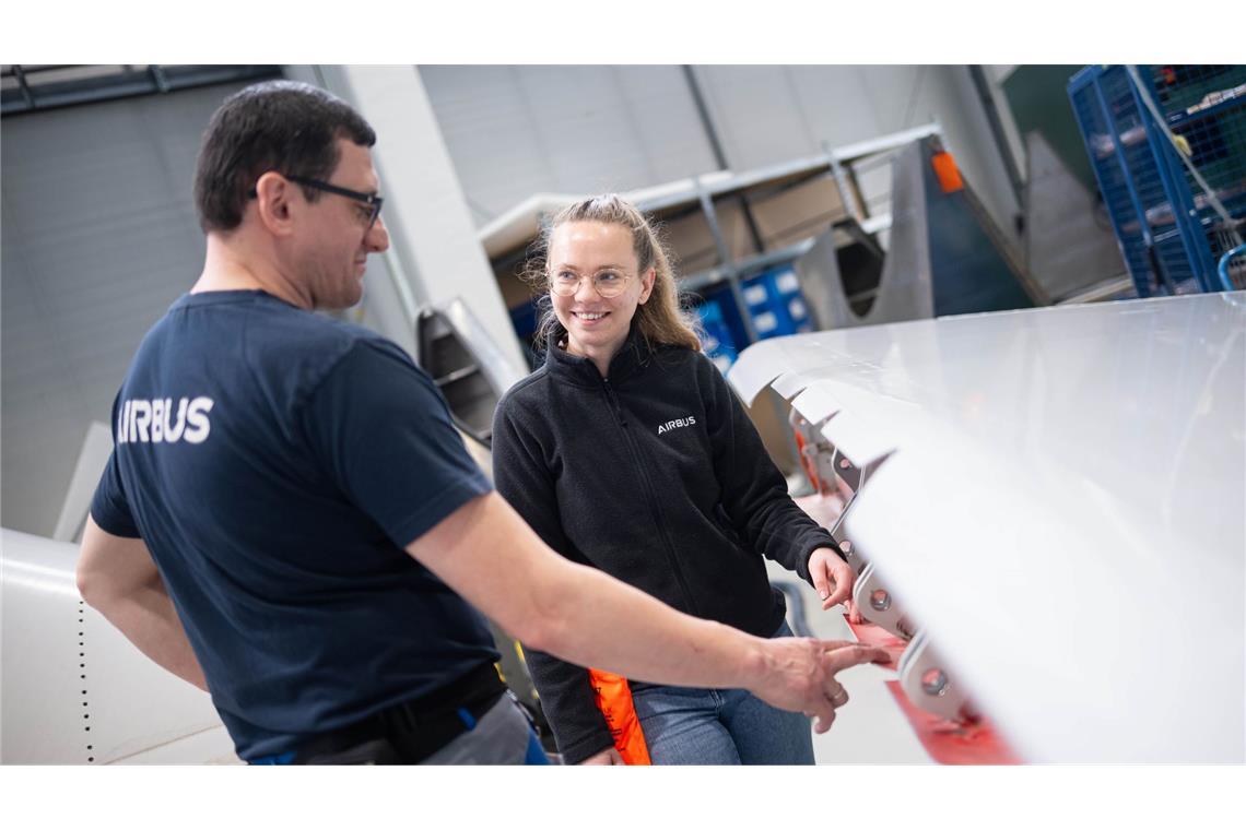 Michelle Klautke leitet ein Reparaturteam.