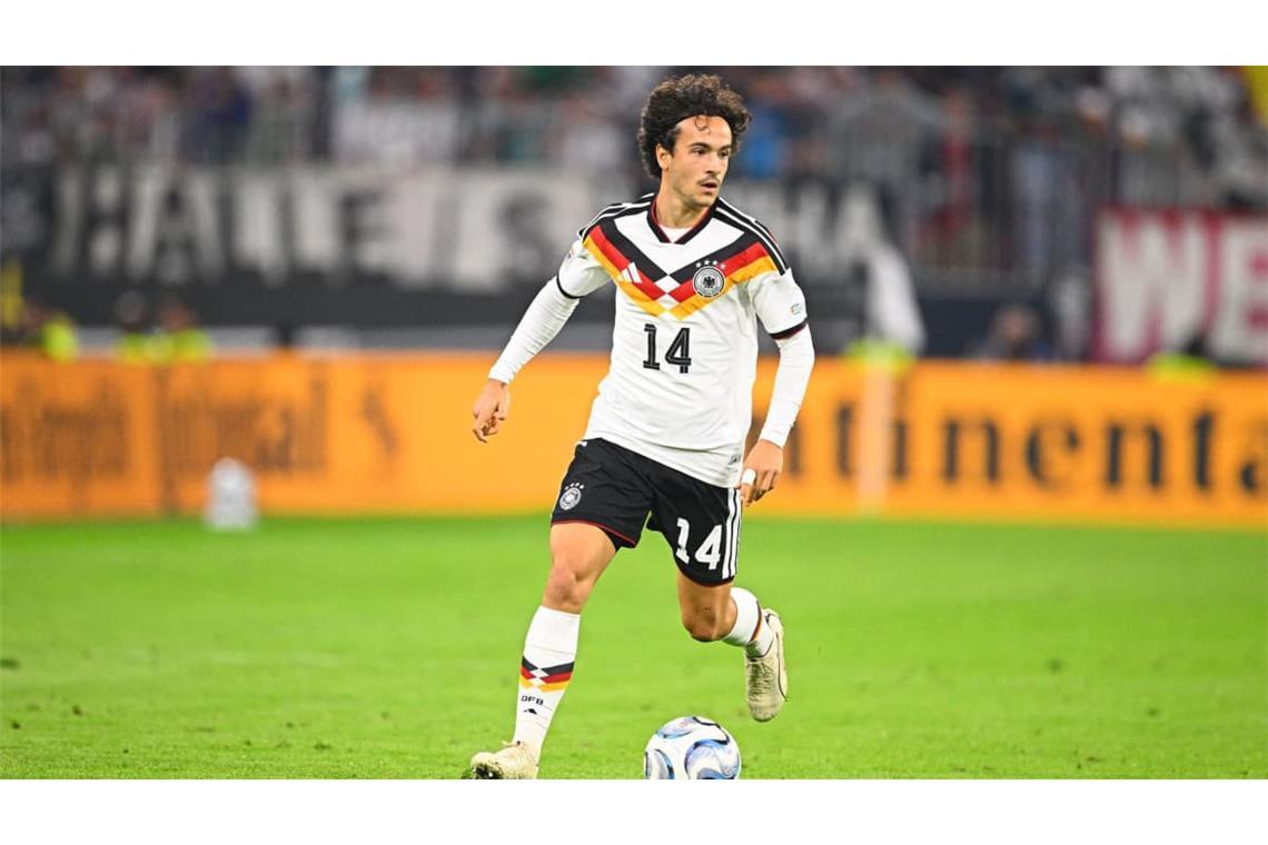 Mika Baur am Ball für Deutschland: Ein Traum erfüllt sich für den ehemaligen VfB-Jugendspieler.