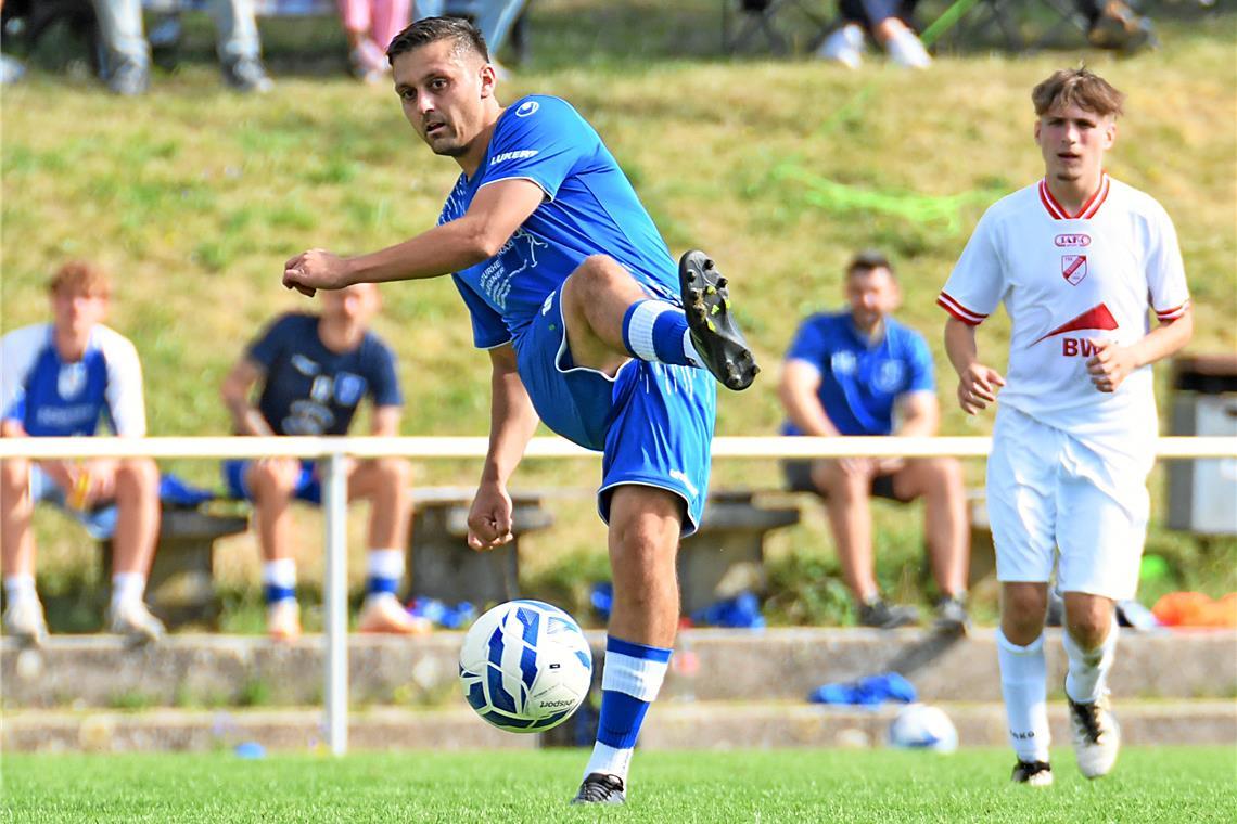 Mike Böhret und der SV Unterweissach wollen nach dem Auftaktsieg zu Hause gegen den TSV Ilshofen II nun in Waiblingen gleich die nächsten Punkte holen. Foto: Tobias Sellmaier