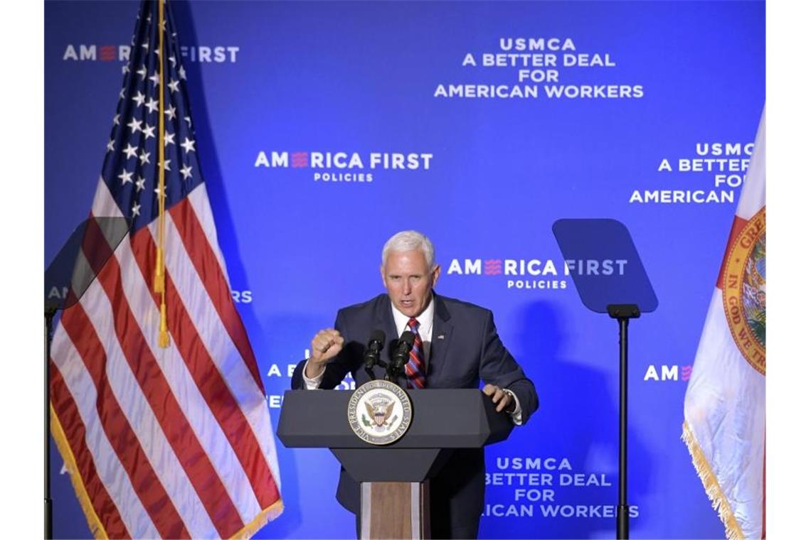 USA heben Stahlzölle für Kanada und Mexiko formell auf Mike Pence, US-Vizepräsident, spricht über das Freihandelsabkommen zwischen den USA, Mexiko und Kanada. Foto: Will Dickey/The Florida Times-Union/AP