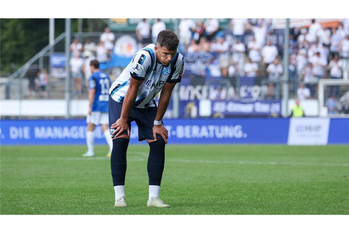 Die Blauen verpassen Traumstart Milan Petrovic ist enttäuscht über den entgangenen Sieg.