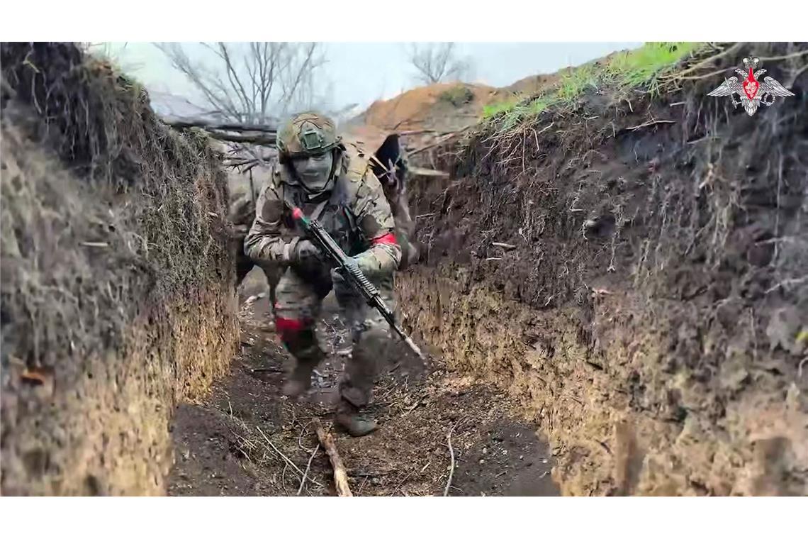 USA warten auf Waffenruhe-Vorschlag aus Moskau Militärermittler führten regelmäßig Razzien durch, um neu eingebürgerte Männer, die sich nicht beim Militär registrieren wollten, zu finden. (Archivbild)