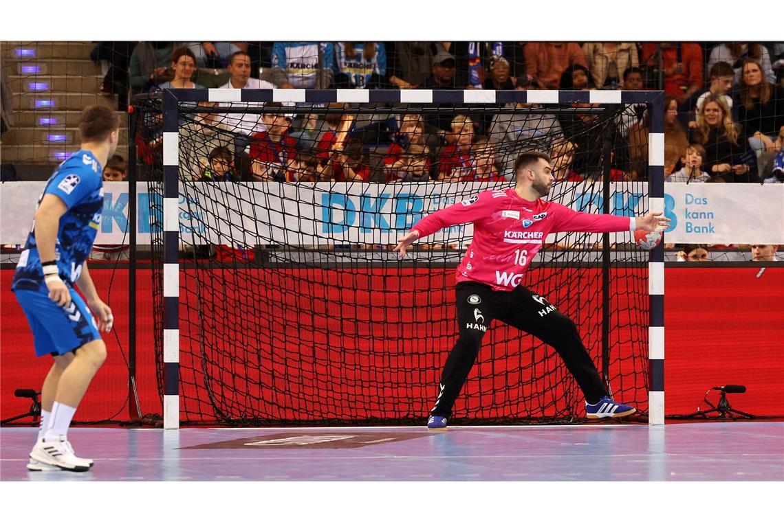 Miljan Vujovic im TVB-Tor nahm wichtige Bälle weg.