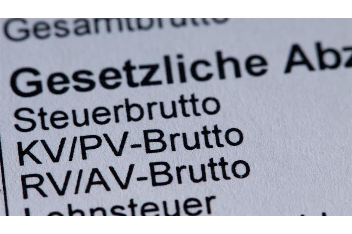 Millionen an Beitragsgeldern könnten durch riskante Immobilienfonds verloren sein.