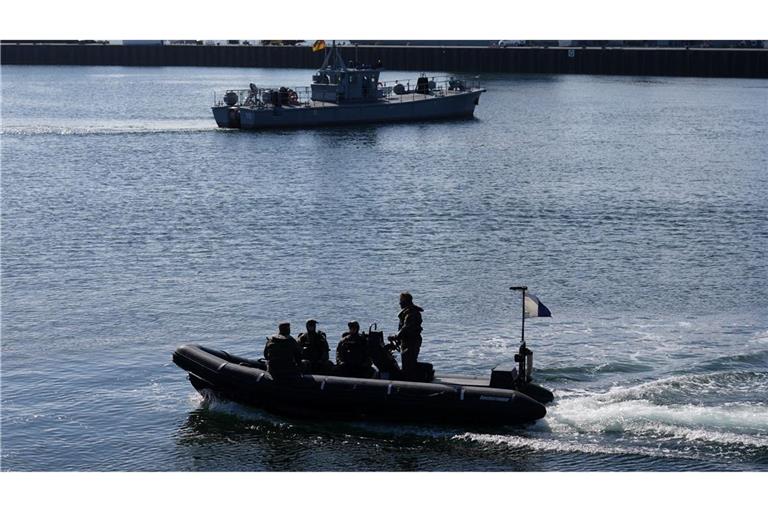 Minentaucher der Bundeswehr in einem Schlachboot (Archivbild)