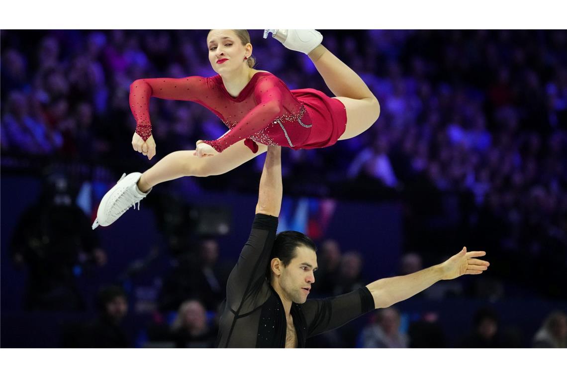 Minerva Hase und Nikita Volodin liegen bei der Eiskunstlauf-WM nach dem Kurzprogramm in Führung.