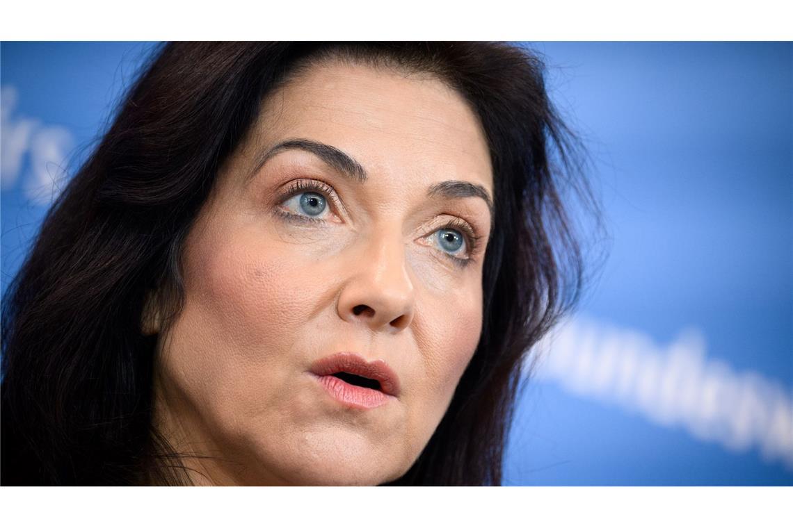 Ministerin Reiche plant Einschnitte.