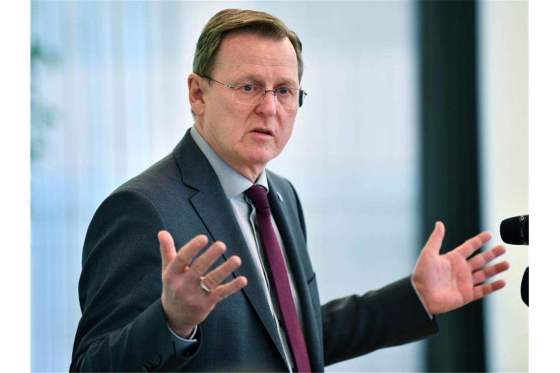 Thüringer AfD und FDP bringen sich gegen Ramelow in Stellung Ministerpräsident Bodo Ramelow will sich wiederwählen lassen und eine rot-rot-grüne Minderheitsregierung anführen. Foto: Martin Schutt/zb/dpa