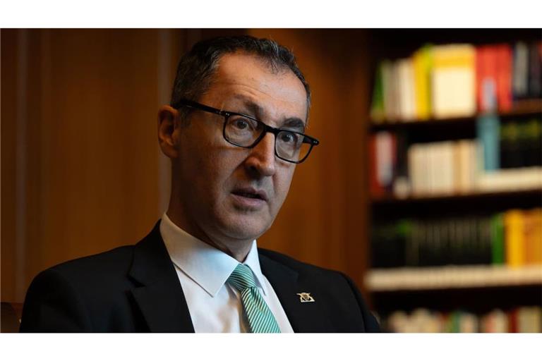 Ministerpräsident Cem Özdemir muss seinen Dienstwagen am Ende des Jahres abgeben.