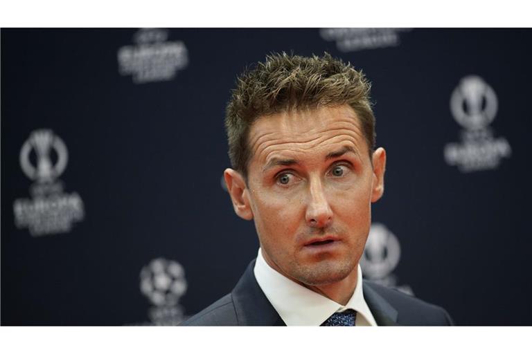 Miroslav Klose soll bei Lazio Rom als Trainer im Gespräch sein. (Archivbild)