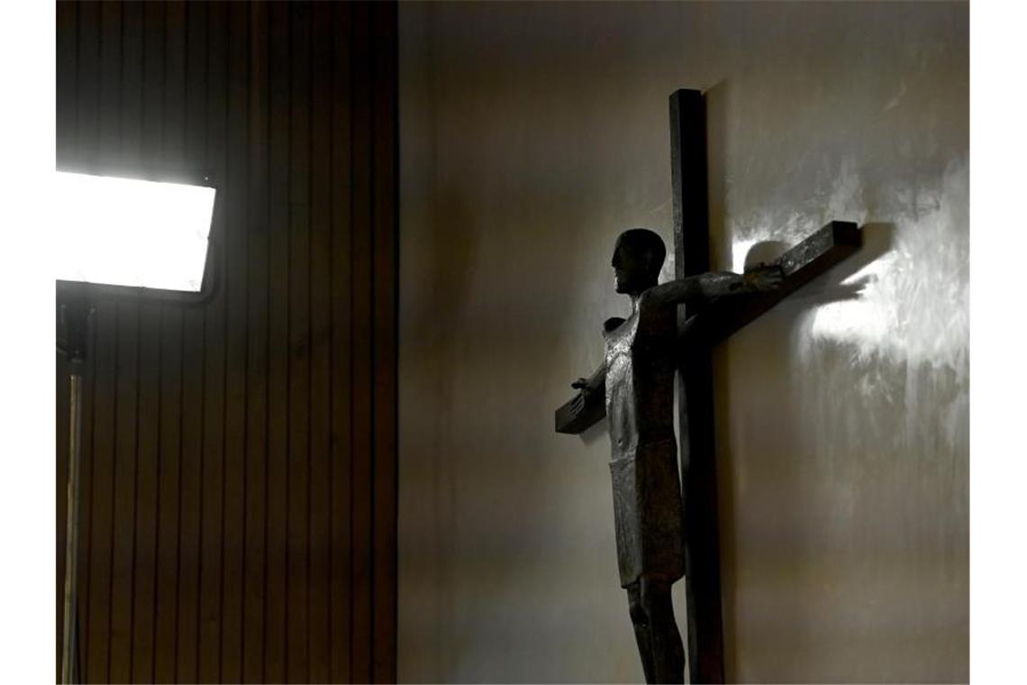 Nach Missbrauchsstudie: Weitere Betroffene melden sich Missbrauch in der Kirche: Weitere Betroffene haben sich bei der Diözese gemeldet. Foto: Sven Hoppe/dpa-Pool/dpa
