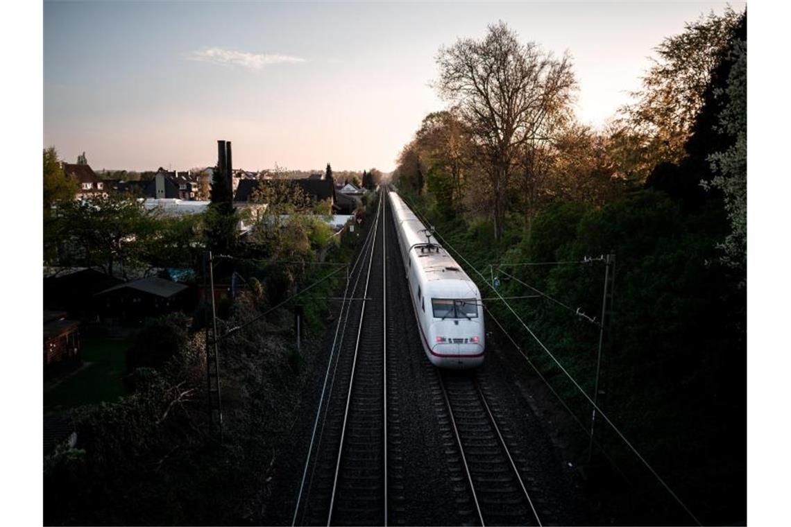 Bahngewerkschaft: Fahrgastzahl erholt sich frühestens 2022