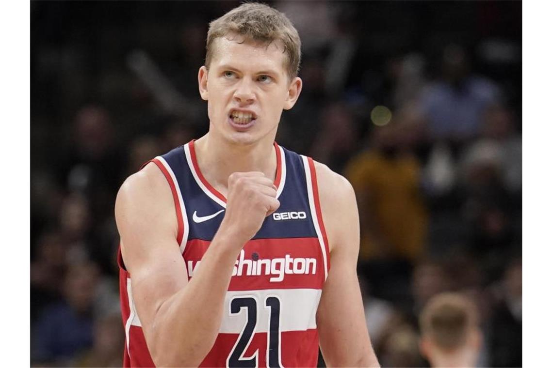 NBA: Wagner gewinnt mit den Wizards - Zwei Karrierebestwerte Mit 30 Punkten und 15 Rebounds hat Basketball-Nationalspieler Moritz Wagner zwei Karrierebestwerte aufgestellt. Foto: Darren Abate/FR115 AP/dpa