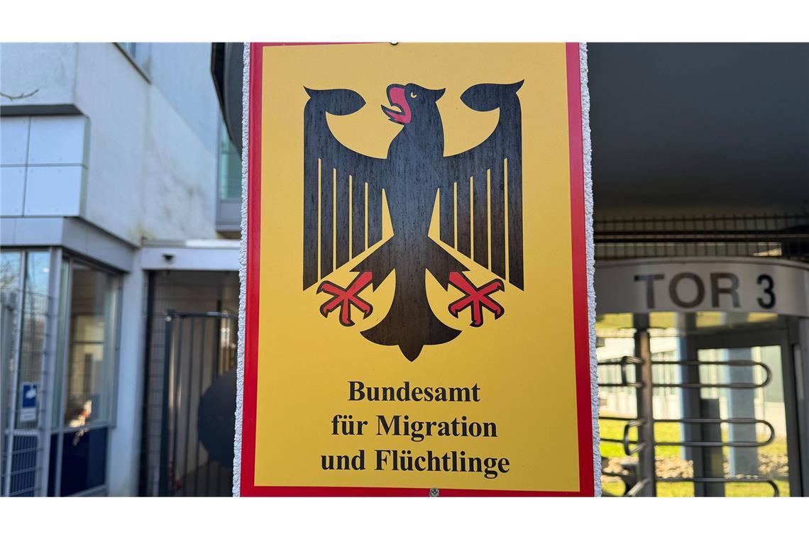 Mit 479 Anfragen im vergangenen Jahr gab es eine Steigerung um rund 30 Prozent, wie die Beratungsstelle „Radikalisierung“ des Bundesamtes mitteilte.