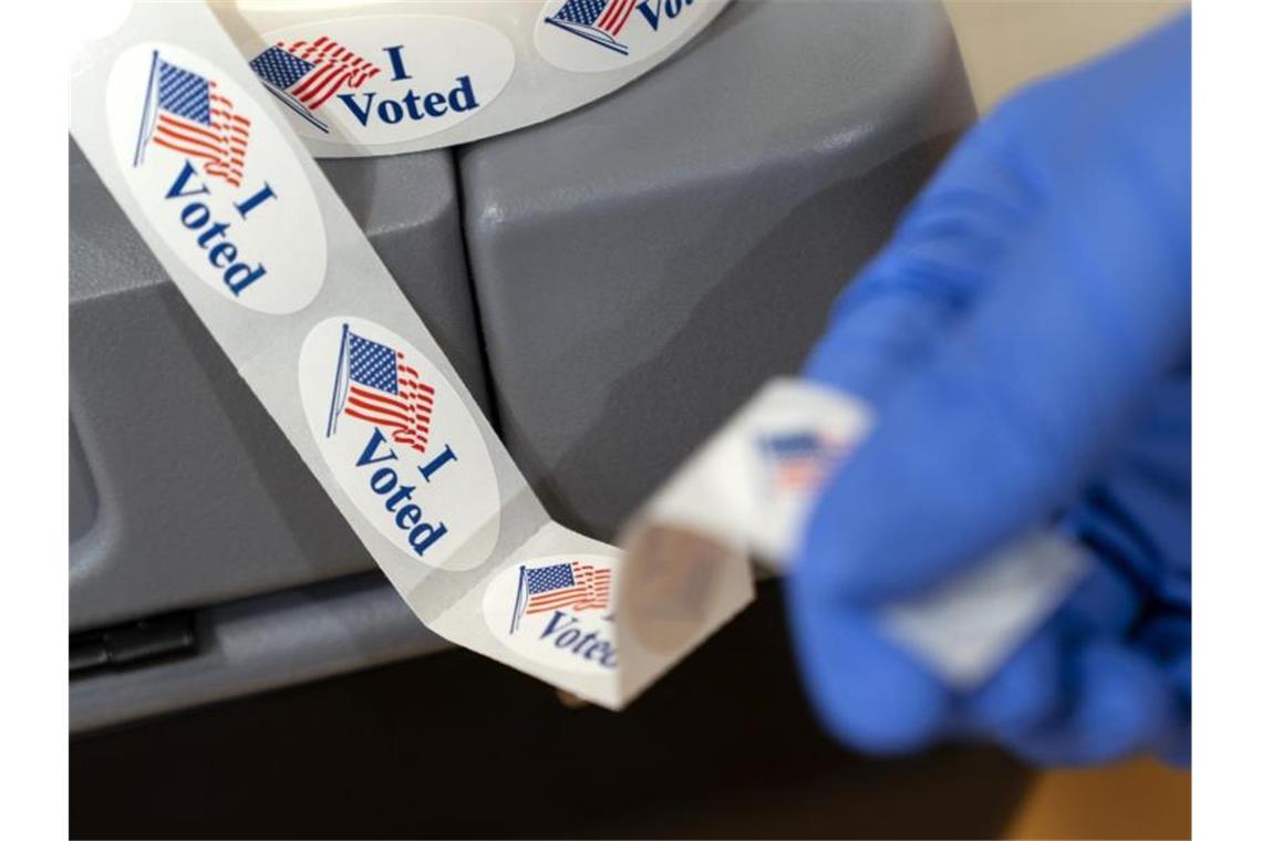 Mit Abstimmungen im Bundesstaat New Hampshire hat die US-Wahl offiziell begonnen. Foto: Jacquelyn Martin/AP/dpa