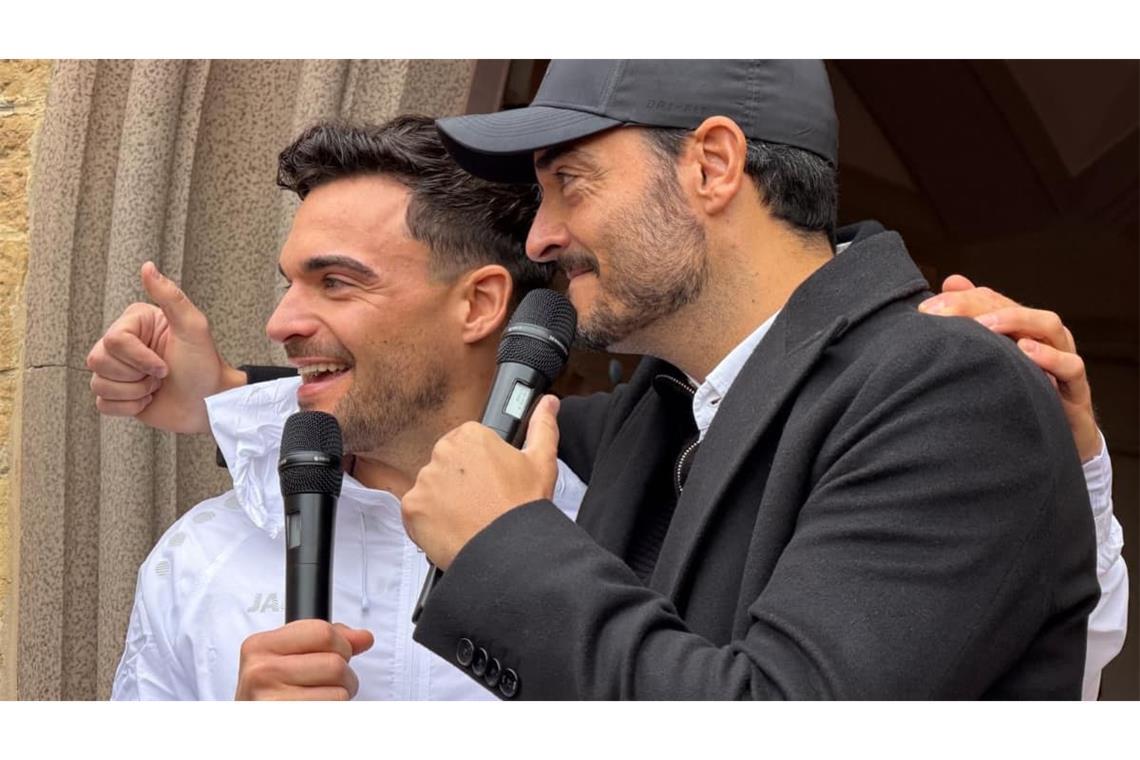 Mit dabei war auch der Bruder des Influencers: Sänger und Moderator Giovanni Zarrella.