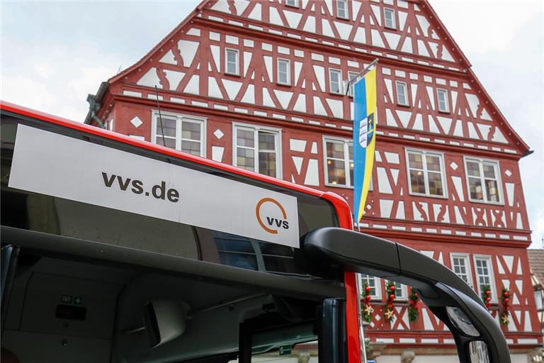 Mit dem Bus durch Backnang – das geht mit dem Stadtticket für nur drei Euro. Archivfoto: A. Becher