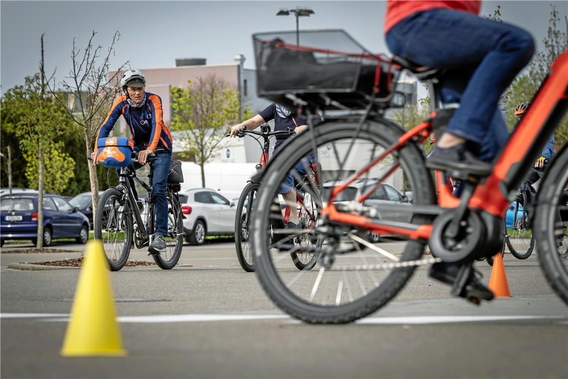 Mit dem E-Bike-Kurs können sich Radfahrer auf die kommende Fahrradsaison vorbereiten. Archivfoto: Alexander Becher