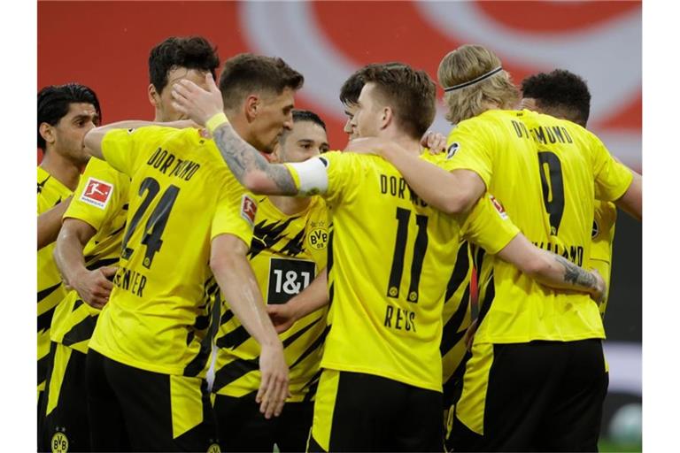 Mit dem Sieg in Mainz machte der BVB die Champions-League-Qualifikation fix. Foto: Michael Probst/AP-Pool/dpa