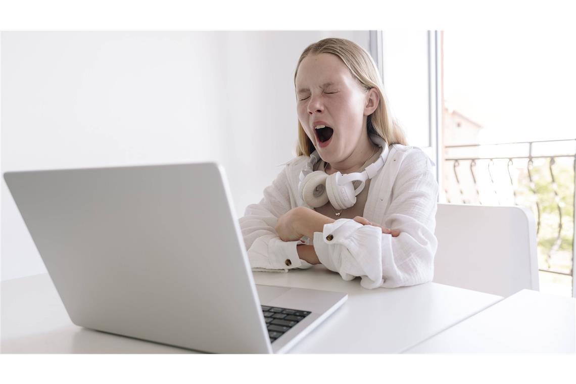 Mit dem Wechsel der Jahreszeiten ist vielen Menschen zum Gähnen zumute.