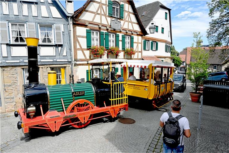 Mit dem Zügle in der Marbacher Altstadt. Foto: W. Kuhnle
