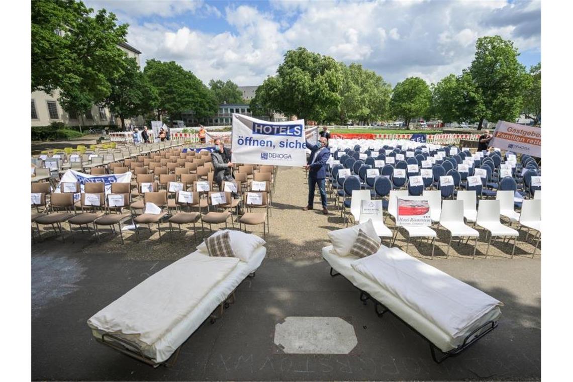 Mit Demos wie hier in Mainz hat das Hotel- und Gaststättengewerbe zuletzt auf seine angespannte wirtschaftliche Lage aufmerksam gemacht. Foto: Andreas Arnold/dpa