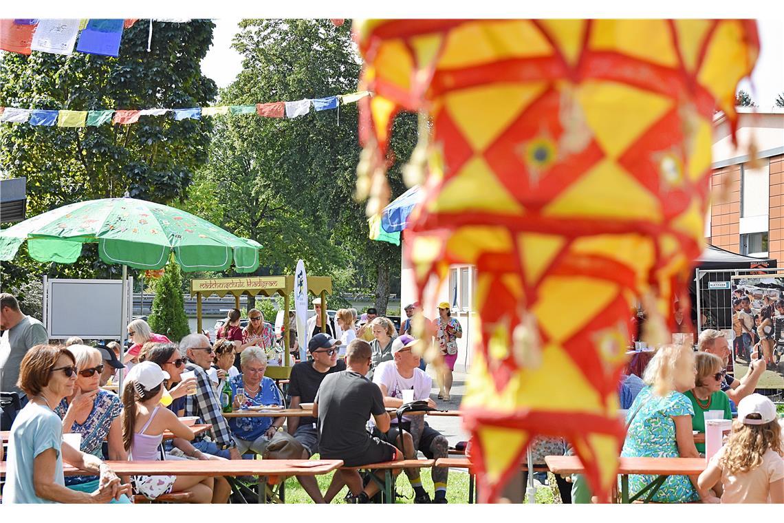 Mit den Einnahmen beim indischen Fest in Althütte werden die Mädchenschulprojekt...
