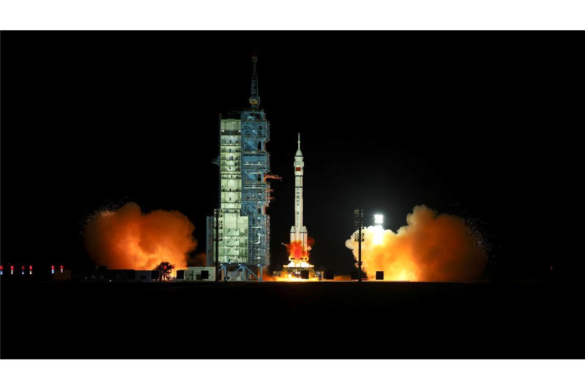 China startet nächste Crew zur Raumstation "Tiangong" Mit der Mission "Shenzhou 21" setzt China sein ehrgeiziges Raumfahrtprogramm fort.