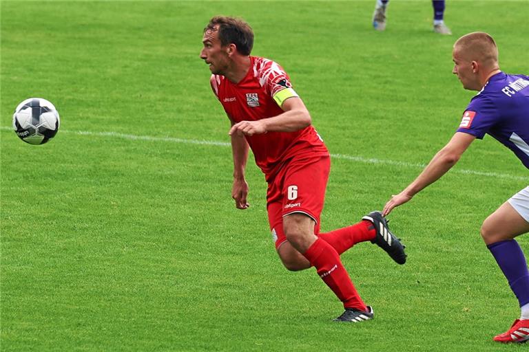 Mit der TSG Backnang auf geradem Wege, frühzeitig die Oberliga zu halten: Kapitän Julian Geldner. Foto: Alexander Hornauer