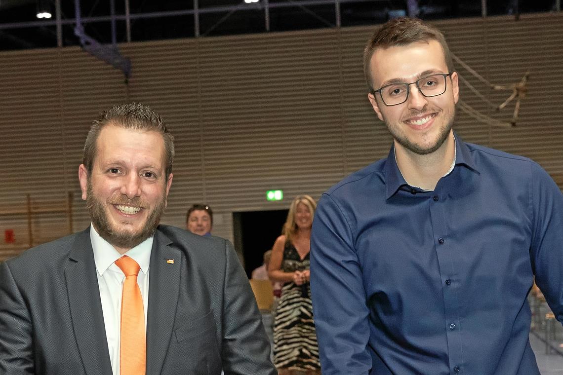 Mit diesem Gespann zieht die CDU im Wahlkreis Backnang in den Landtagswahlkampf: Georg Devrikis (links) und Tom-Lukas Lambrecht. Fotos: J. Fiedler