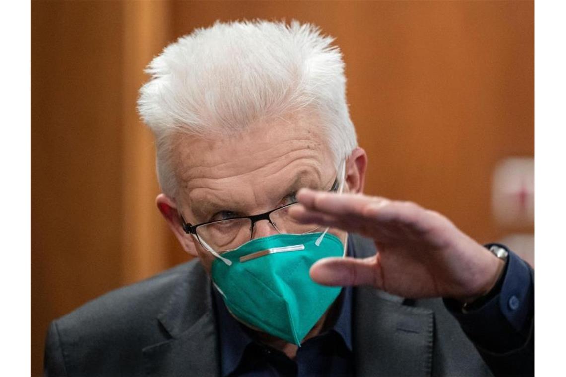 Kretschmann: „Impfpflicht durch die Hintertür nicht geplant“