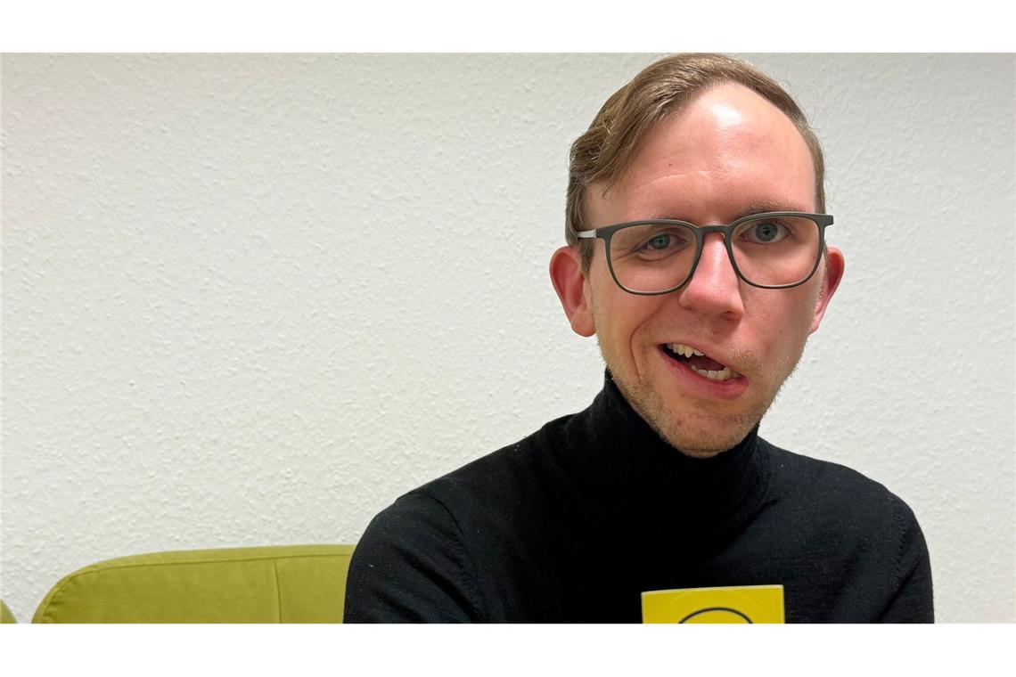 Mit einem Smiley mit schrägem Grinsen wirbt Friederich für seine Mutmacher-Aktion.