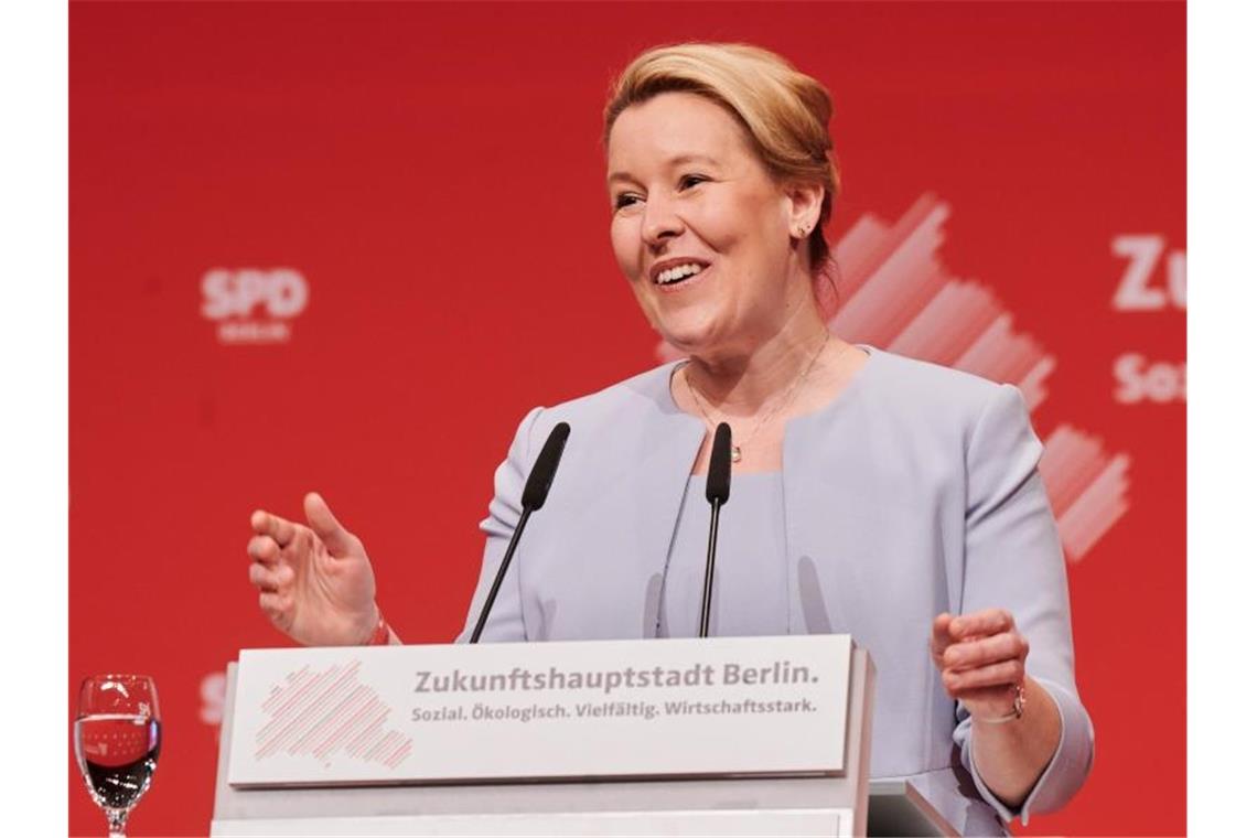Giffey neue Regierende Bürgermeisterin von Berlin Mit Franziska Giffey bekommt Berlin erstmals eine Regierende Bürgermeisterin. Foto: Annette Riedl/dpa