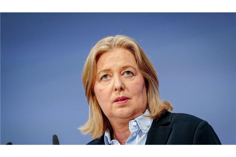 Mit ihrem ersten Rentengesetz will Bundessozialministerin Bärbel Bas (SPD) das Rentenniveau  bei 48 Prozent sichern. (Archivbild)