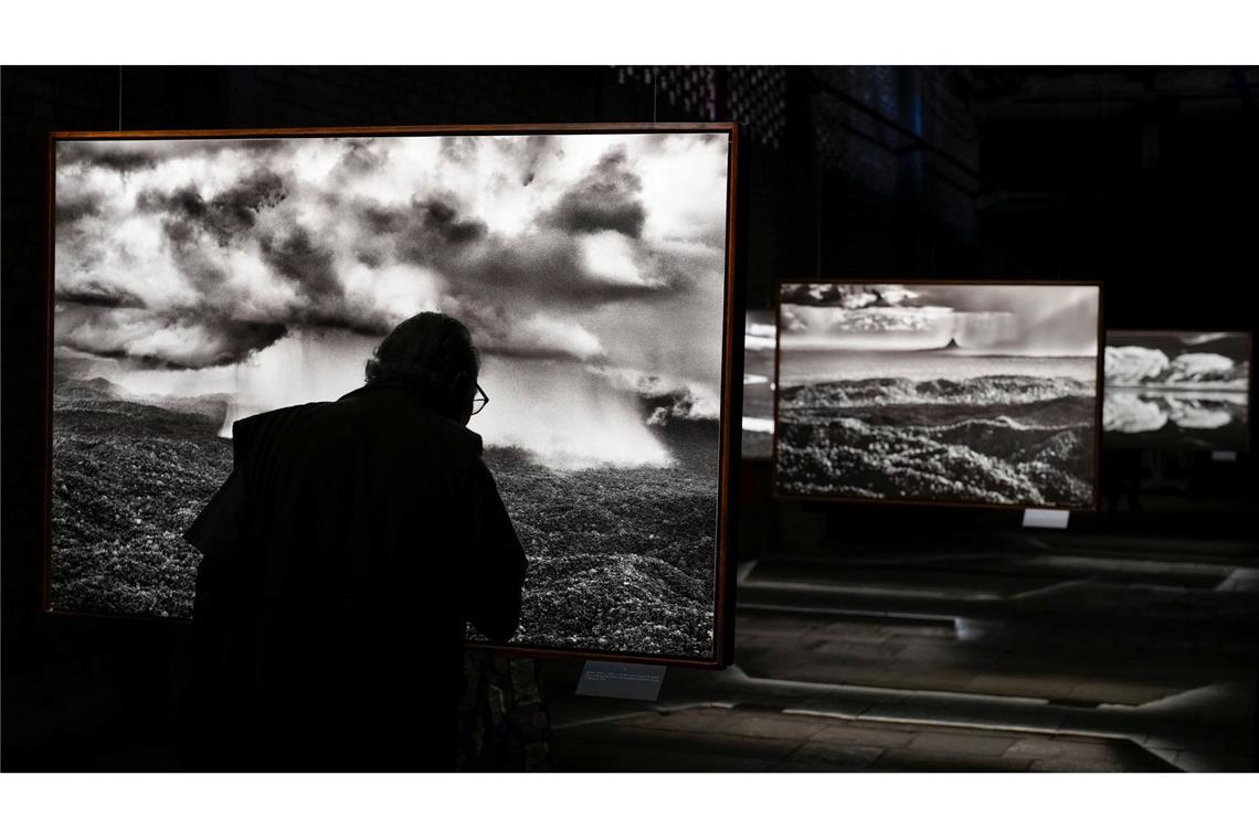 Sozialkritiker und Naturfreund: Starfotograf Salgado ist tot Mit imposanten Landschaftsaufnahmen und intensiven Tierbilder warb Salgado für mehr Umweltschutz.