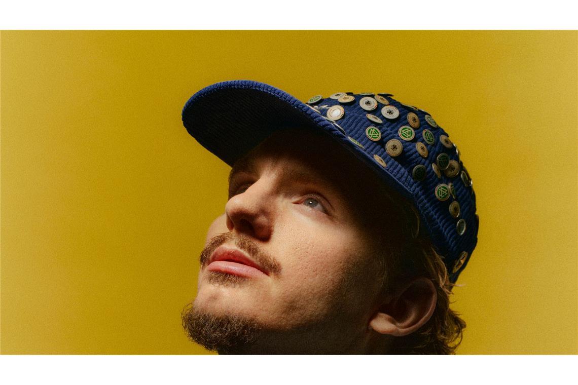 Mit neuer DFB-Mode: Nick Woltemade.