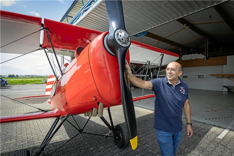 Mit seiner Stampe SV4–C zieht Alfred Kohler die Blicke auf sich. Fotos: Alexander Becher
