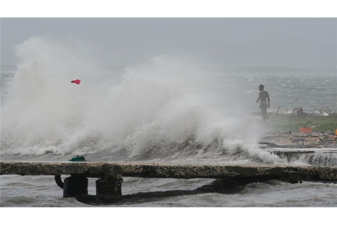 "Unter Wasser": Schwere Schäden auf Jamaika nach Hurrikan Mit voller Kraft trifft "Melissa" auf die Küste Jamaikas.