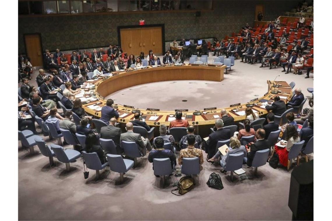 Norwegen und Irland in UN-Sicherheitsrat gewählt Mitglieder nehmen im August 2019 an einer Sitzung des Sicherheitsrates der Vereinten Nationen teil. Foto: Bebeto Matthews/AP/dpa