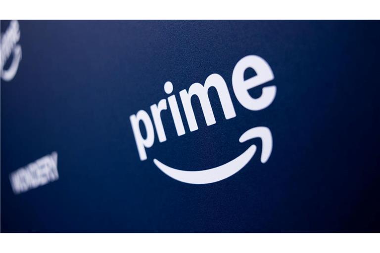 Gericht: Preiserhöhung für Prime-Kunden unwirksam Mitglieder von Amazon haben verschiedene Vorteile wie kostenlosen Versand und Streaming-Angebote für Filme und Serien. Dies kostet jedoch Geld.