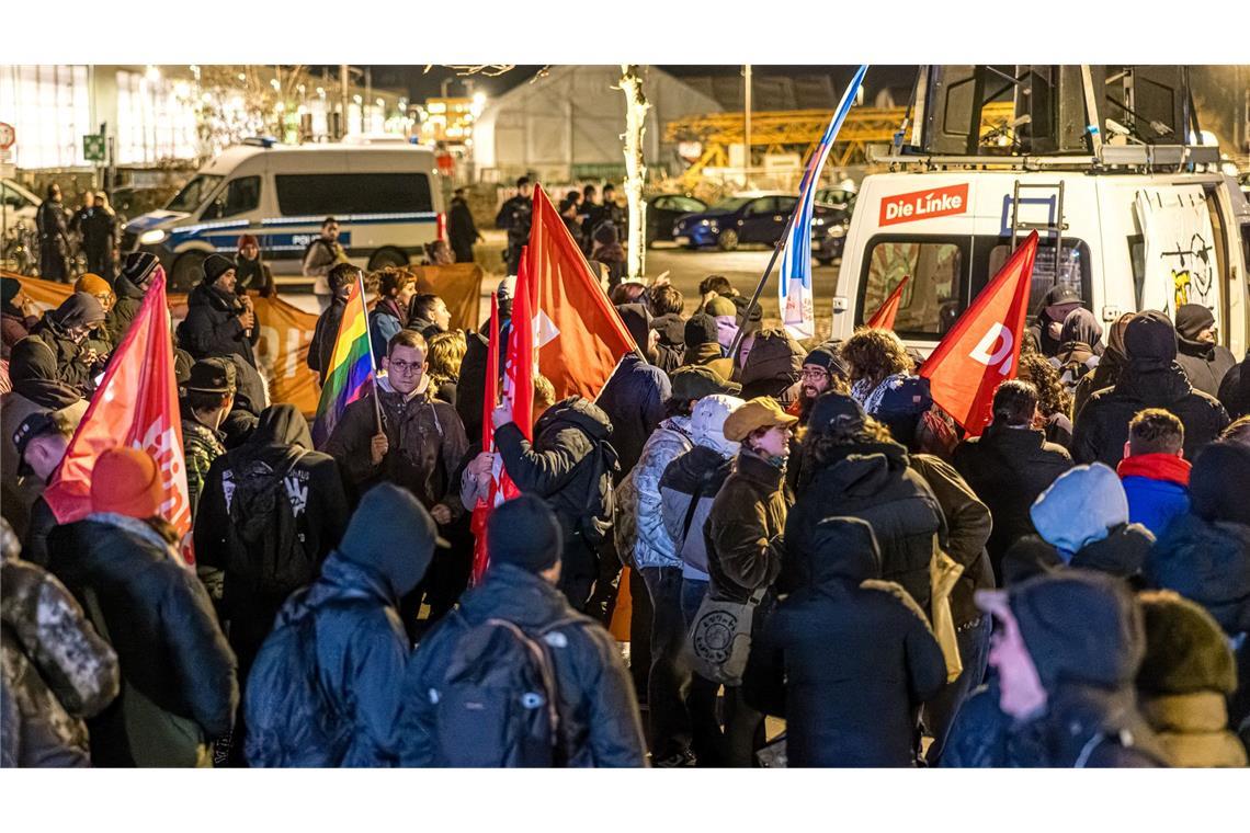 Mitte Januar gingen Menschen in Cottbus gegen rechts motivierte Gewalt auf die Straße. (Archivfoto)