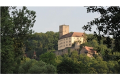 Mittelalterliche Atmosphäre auf Burg Guttenberg.