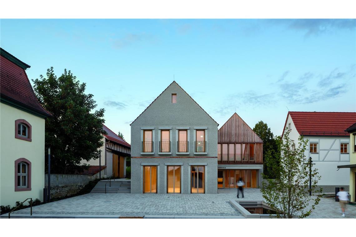 „MittenIm“ Herzen von Niederwerrn: Neues Bürgerzentrum, Architektur: Schlicht Lamprecht Kern Architekten (Schweinfurt)