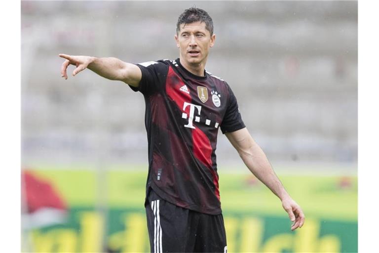 Möchte zum alleinigen Bundesliga-Torrekordhalter werden: Bayerns Star-Stürmer Robert Lewandowski. Foto: Tom Weller/dpa