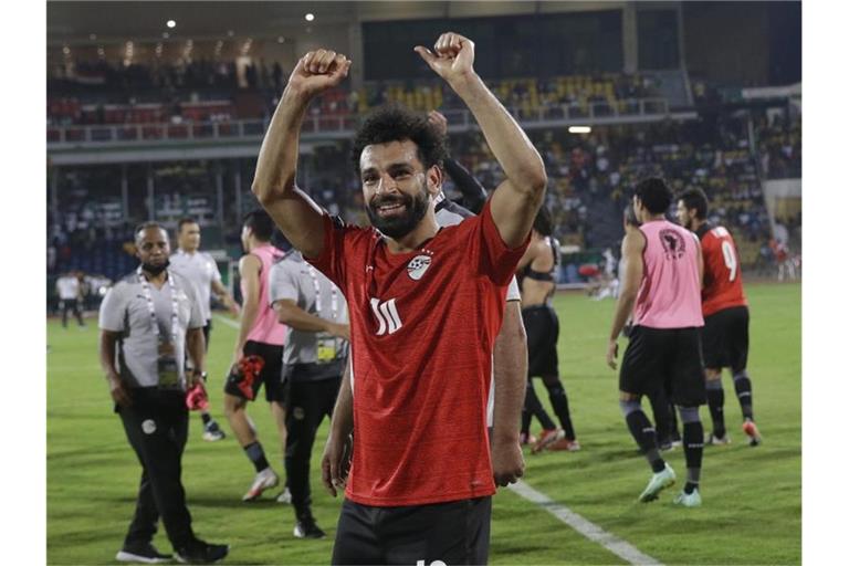 Mohamed Salah steht mit Ägypten im Halbfinale des Afrika-Cups und spielt am Donnerstag gegen Kamerun. Foto: Sunday Alamba/AP/dpa