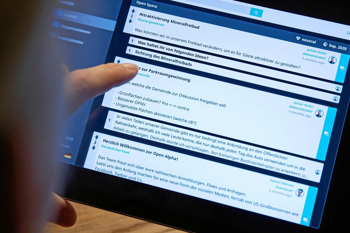 Momentan befindet sich das Tool zur digitalen Bürgerbeteiligung noch in der Testphase, bald sollen die Einwohner Oppenweilers sich jedoch über lokale Themen austauschen.  Foto: A. Becher
